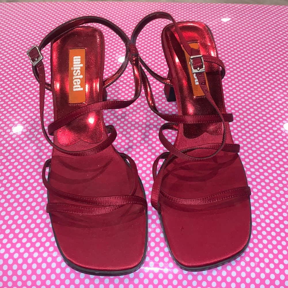 Vintage Ruby Red 2.5inch Heels